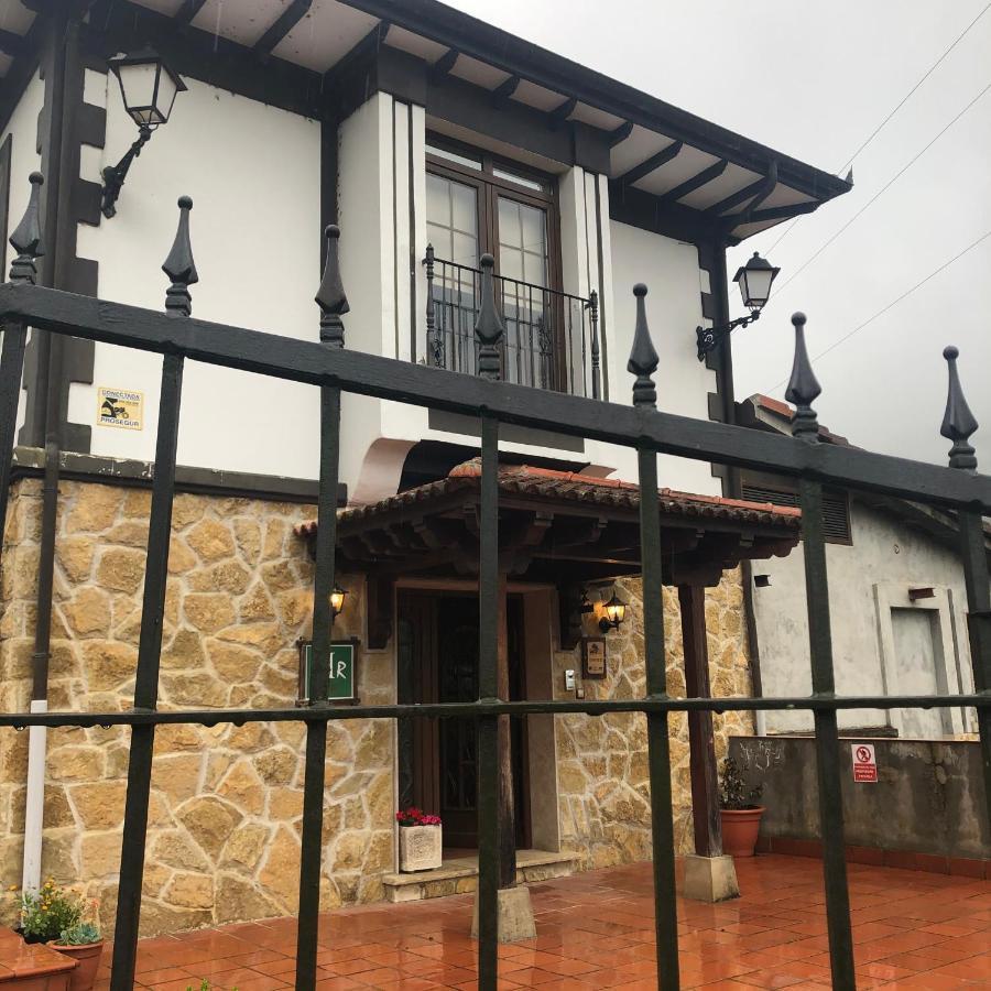 Hotel Restaurante La Carasca Orlé 외부 사진