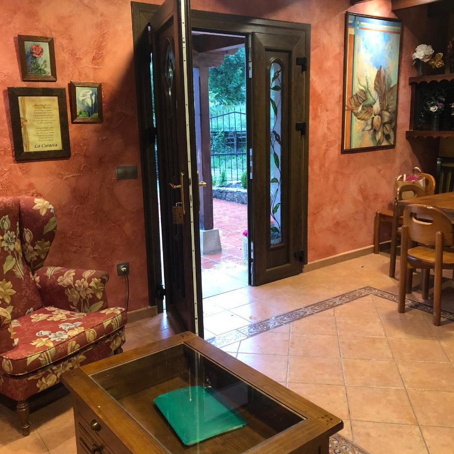 Hotel Restaurante La Carasca Orlé 외부 사진